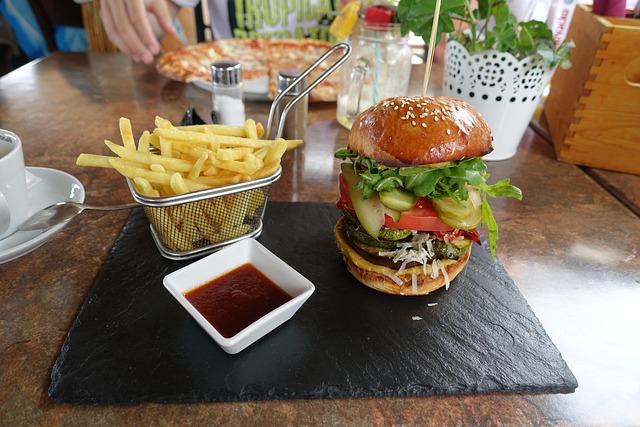 burger-kombo.jpg (98 KB)